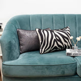 Zebra Luxe Jacquard Kussenhoes – Modern Minimalistisch Afrikaans Design | Zwart-Wit