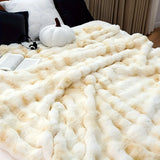 CozyFur Faux Rabbit Fleece Deken