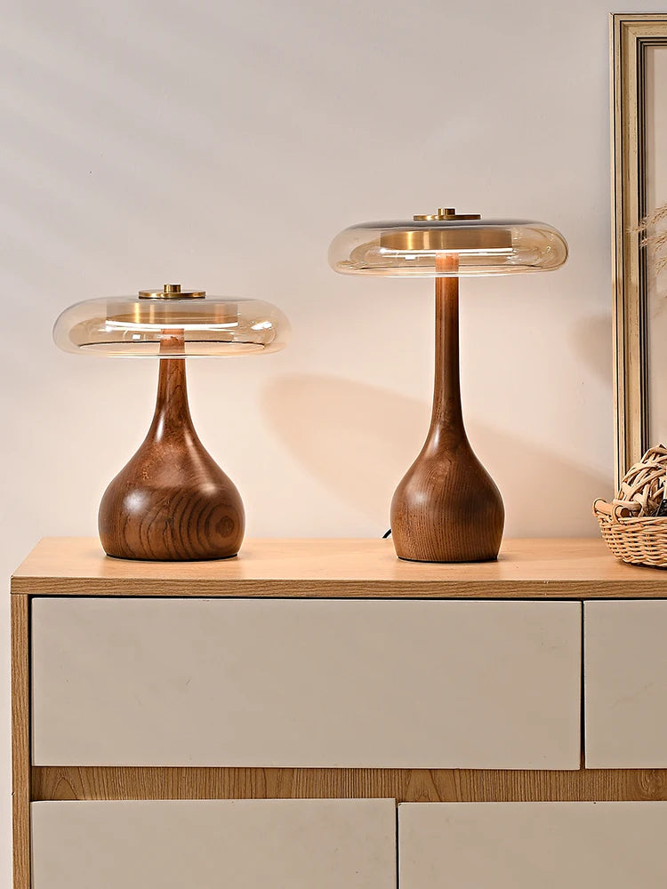 Andi Franse Walnoot Glazen Tafellamp