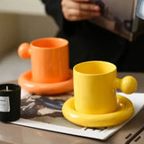 LuxeAura Keramische Koffiemok met Onderzetter – Elegante Porseleinen Koffiekop Set voor Stijlvol Genieten