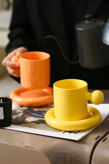 LuxeAura Keramische Koffiemok met Onderzetter – Elegante Porseleinen Koffiekop Set voor Stijlvol Genieten