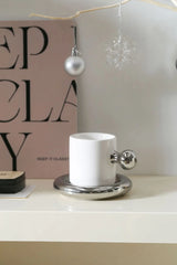 LuxeAura Keramische Koffiemok met Onderzetter – Elegante Porseleinen Koffiekop Set voor Stijlvol Genieten