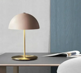 LumaBau Minimalistische Bauhaus LED Bureaulamp – Creatieve Metalen Tafellamp